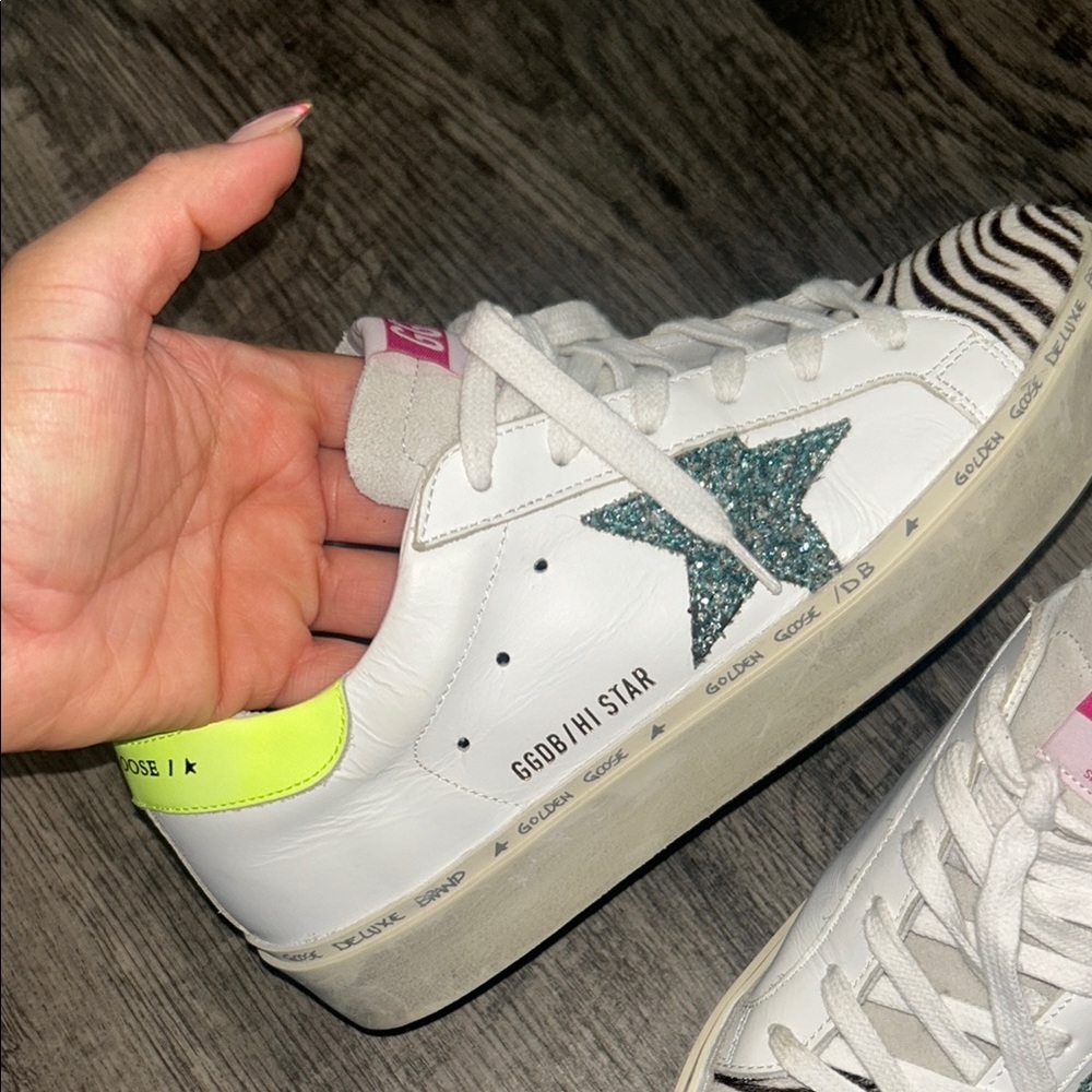 Golden Goose White and Green Sneakers with Distress Appeal Luxury Sneakers Sz 37 - Picture 3 of 11